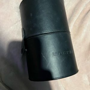 Morphe brush holder case